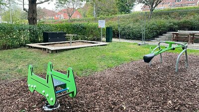 Lekplats i Sundelius park i Marieholm.