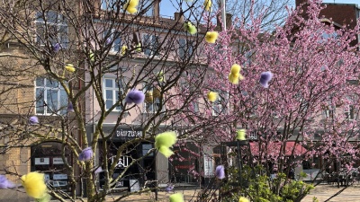 Påskpynt på Stora torg i Eslöv