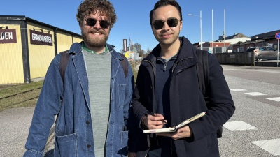 Athanasios Vagias och Salomon Berg är två unga arkitekter som förbereder ett tävlingsförslag för Eslöv.